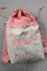 Handgemaakt rugzakje met naam Vera